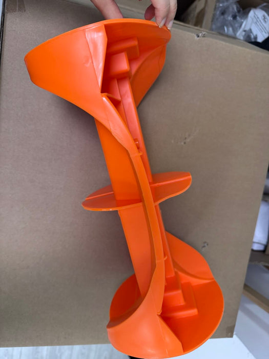 GCAT032-The plastic snow thrower blade